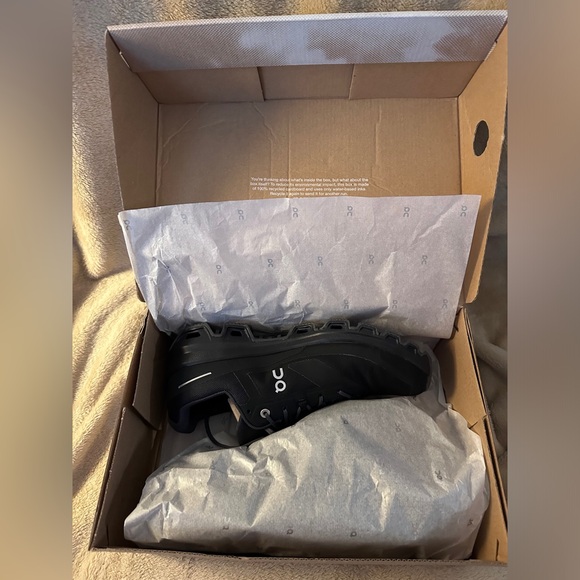 Cloudventure Waterproof ON, black, men’s 8 - Picture 2 of 7